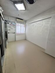 Bedok North Street 3 (D16), Shop House #547646991